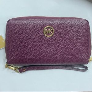 Michael Kors Fulton Leather Phone Case Wristlet